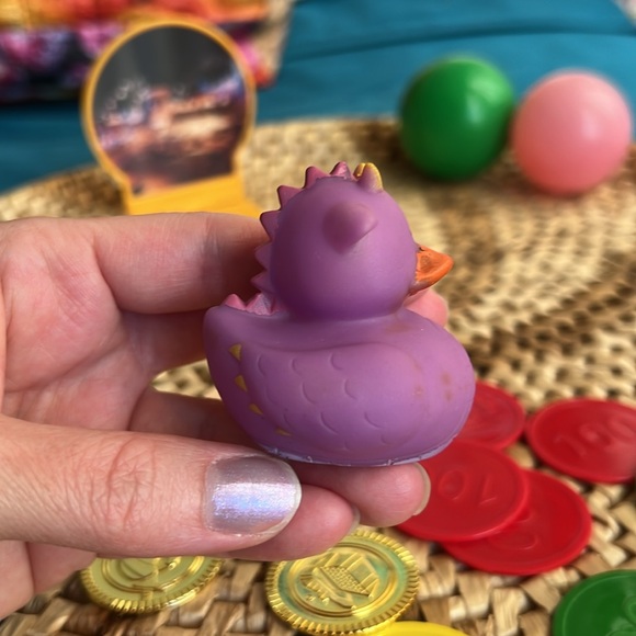 💝 10/$10 💝 Lot of little items: Pirate Coins, Purple Dinosaur Rubber Ducky, etc - Picture 6 of 9